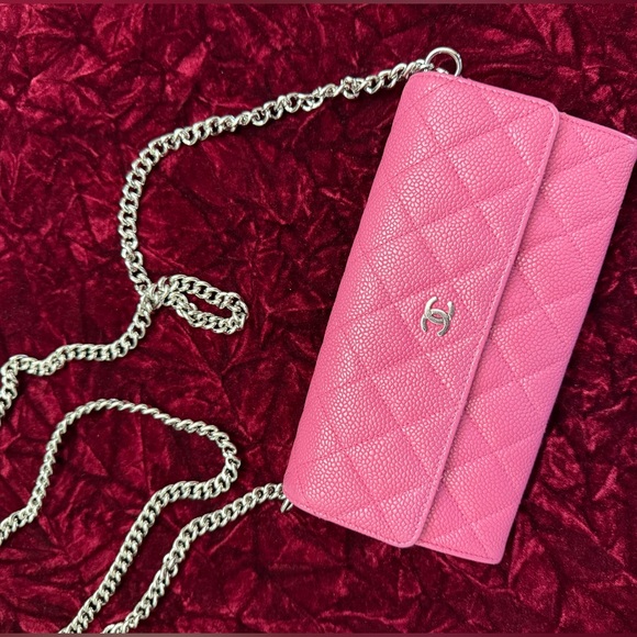 CHANEL Pink Caviar Long Flap Wallet
Diamond Quilted Stitch - Picture 2 of 14